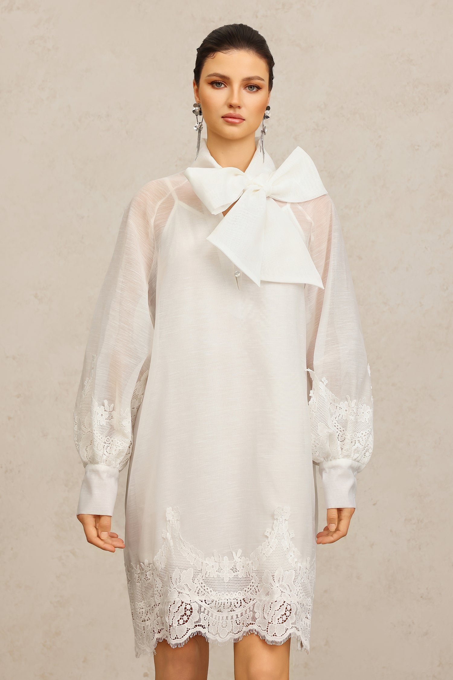 Sareka V-Neck Long Sleeves Lace Flowers Streamer Bowknot Mini Dress